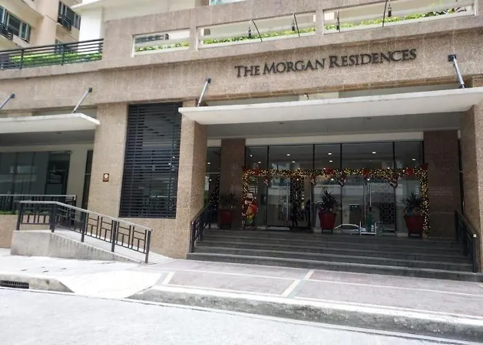 Scandi Minimalist At Mckinley Hill Near Bgc 아파트호텔